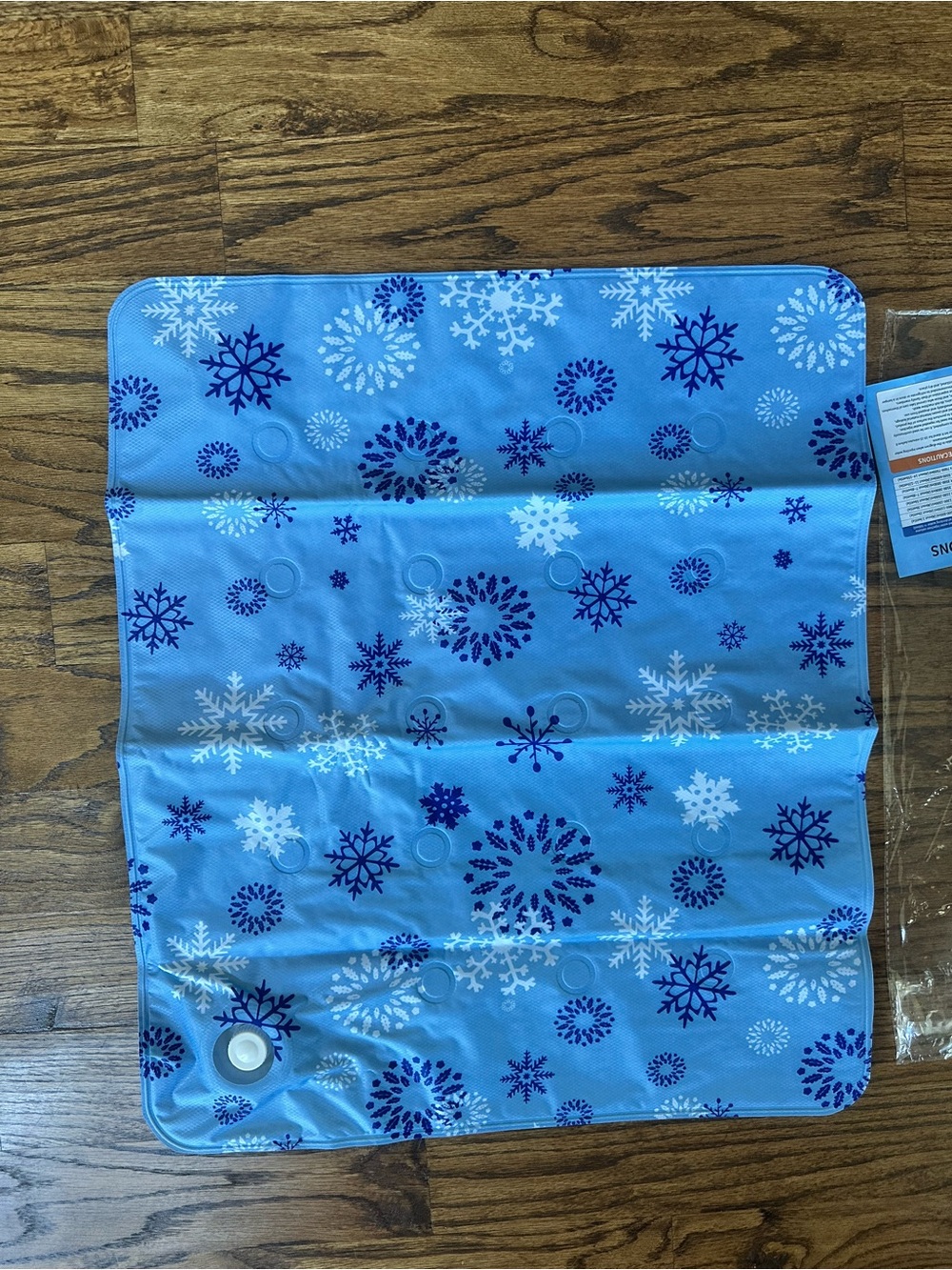 Cooling Dog Pad Blue Snowflake